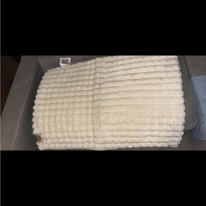 UGG Cream Textured rug